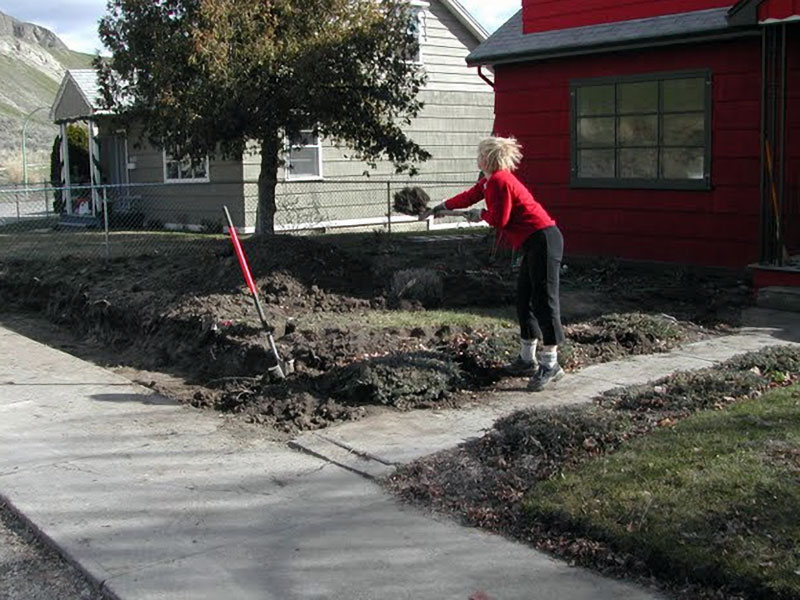 Saskia getting to work on her xeriscape project