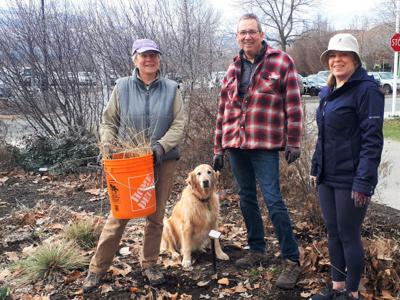 Volunteers in the unh20
